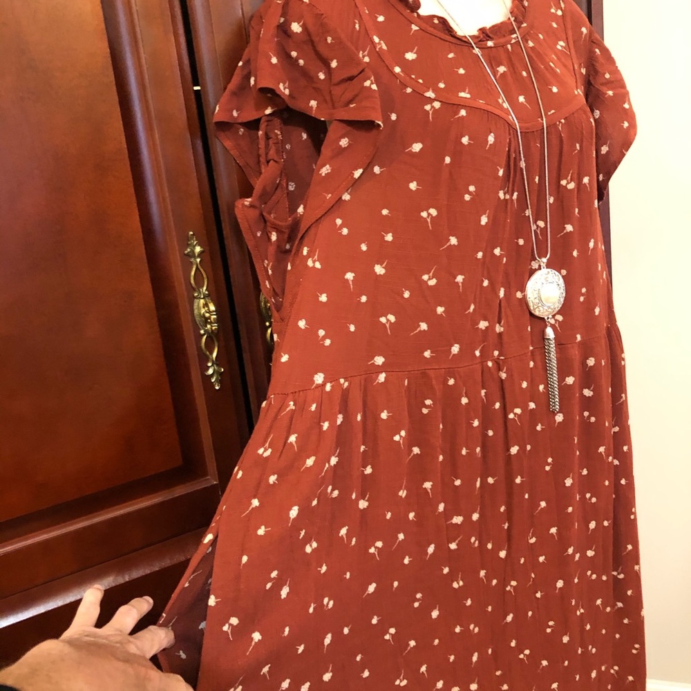 Universal Thread Rust Red Floral Midi Dress - Picture 7 of 8